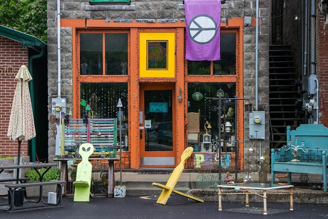 Makanda storefront